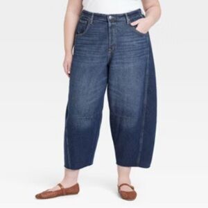 Universal Thread High-Curved Leg Barrel Jeans Dark Wash 17  Heavyweight Denim